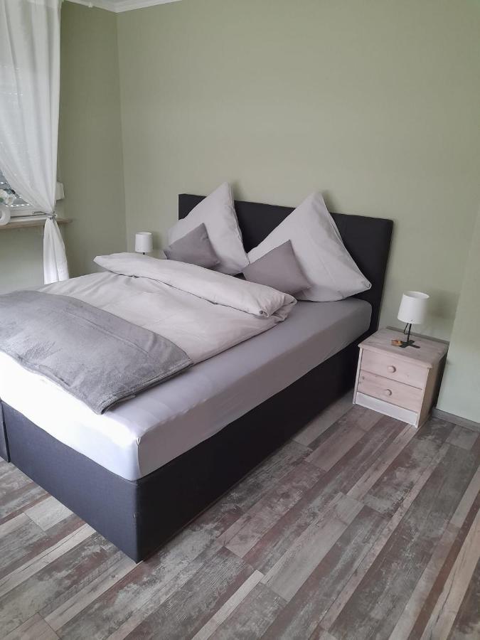 Ferienwohnung Pickel Kottenheim 外观 照片